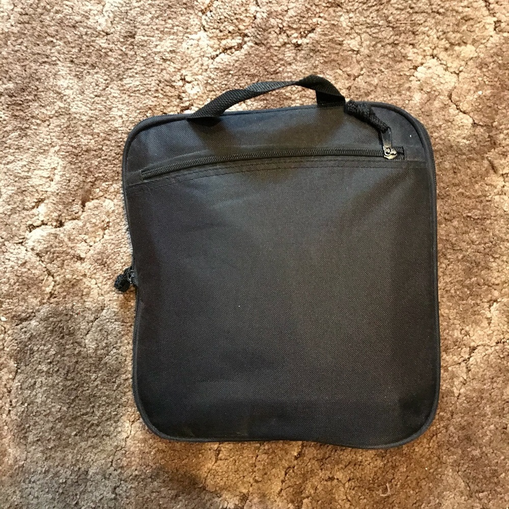 🇺🇸ALS🇺🇸 EUC Zippable/Foldable Black Duffle Bag - Picture 11 of 11